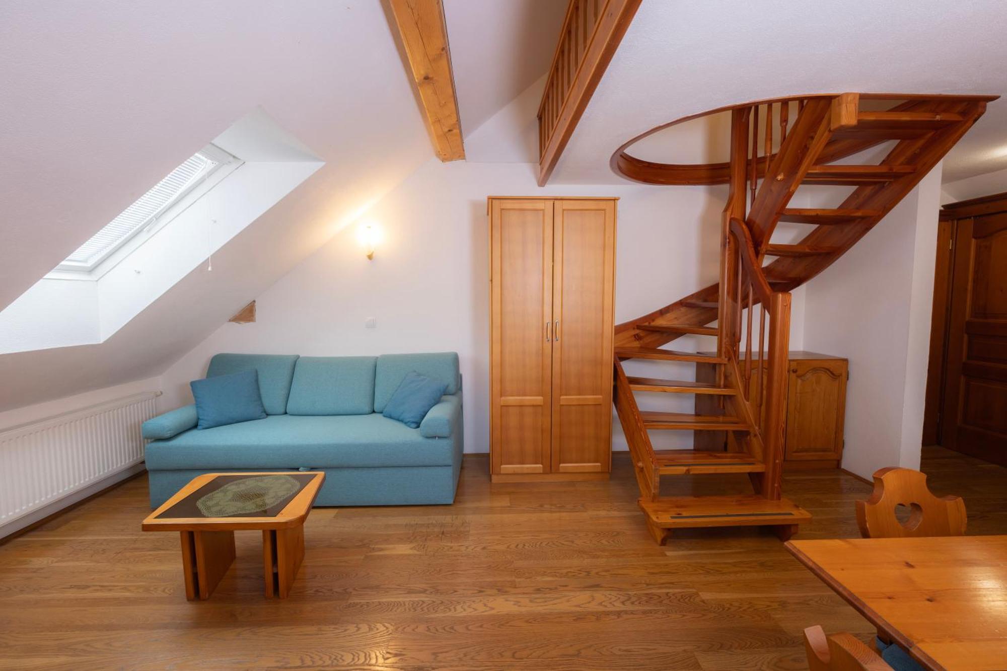 גוזד מרטולז'ק Apartma In Bungalov Jezerci מראה חיצוני תמונה