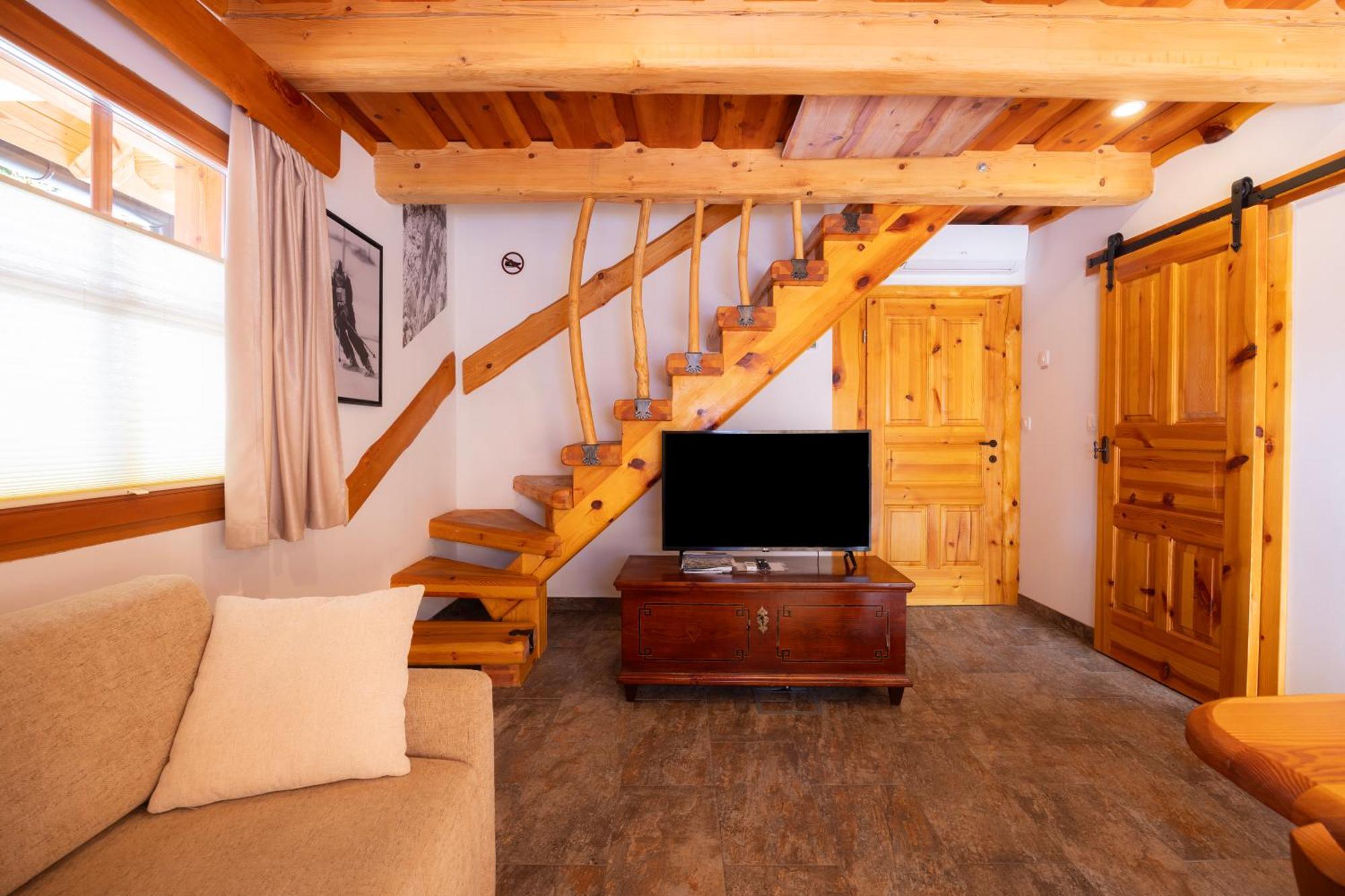 גוזד מרטולז'ק Apartma In Bungalov Jezerci מראה חיצוני תמונה