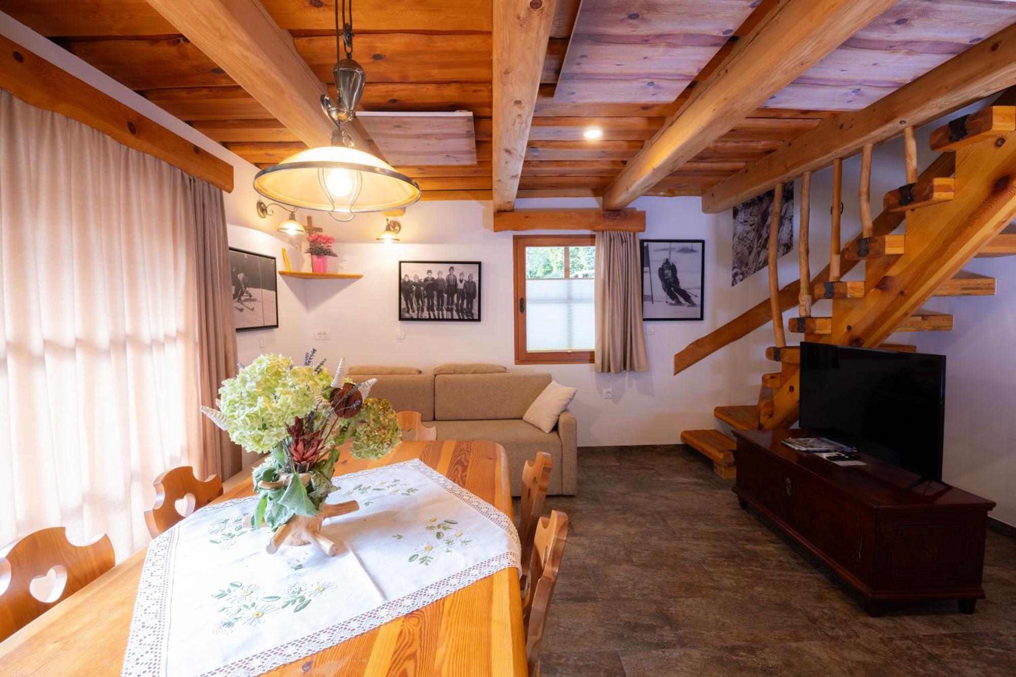 גוזד מרטולז'ק Apartma In Bungalov Jezerci מראה חיצוני תמונה